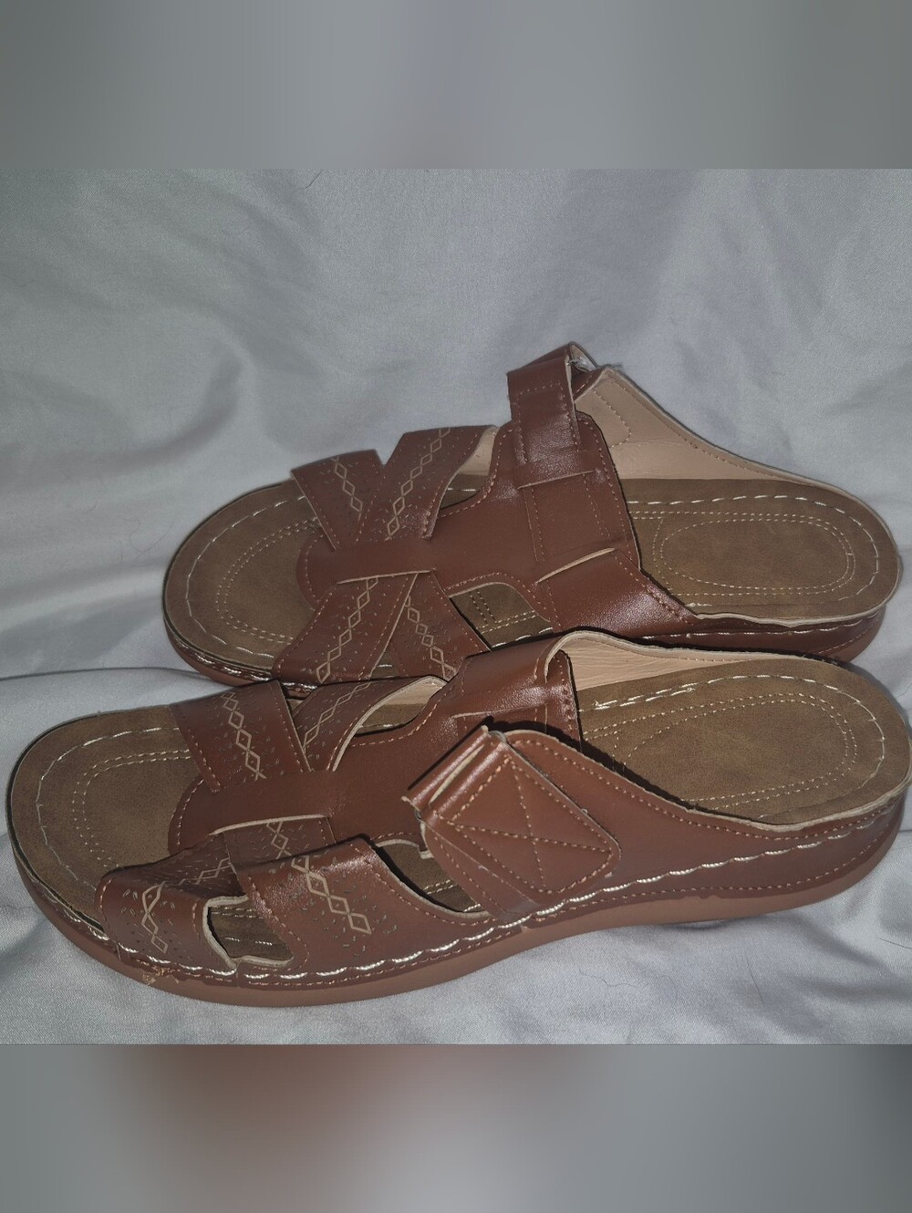 Womens Brown Sandals Size 9-9.5
